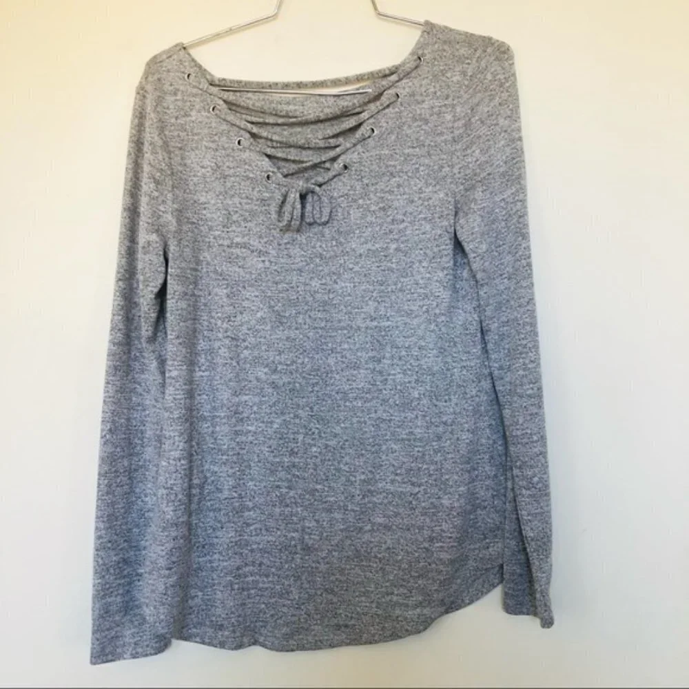 Banana Republic Luxespun Heather Grey Tee- Size XS- NWT - Picture 4 of 9